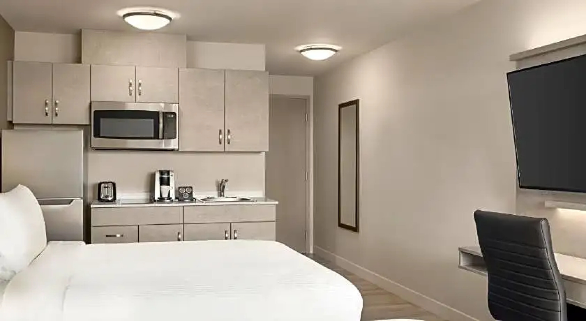 Microtel Inn & Suites Montreal Airport-Dorval QC