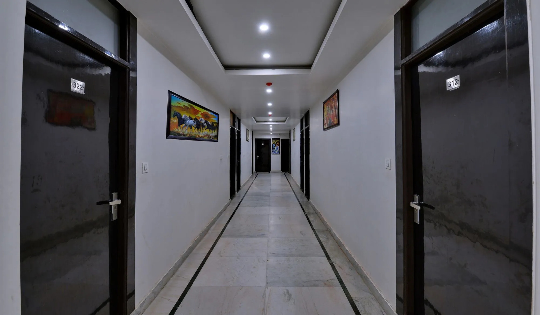 Hotel Noida International