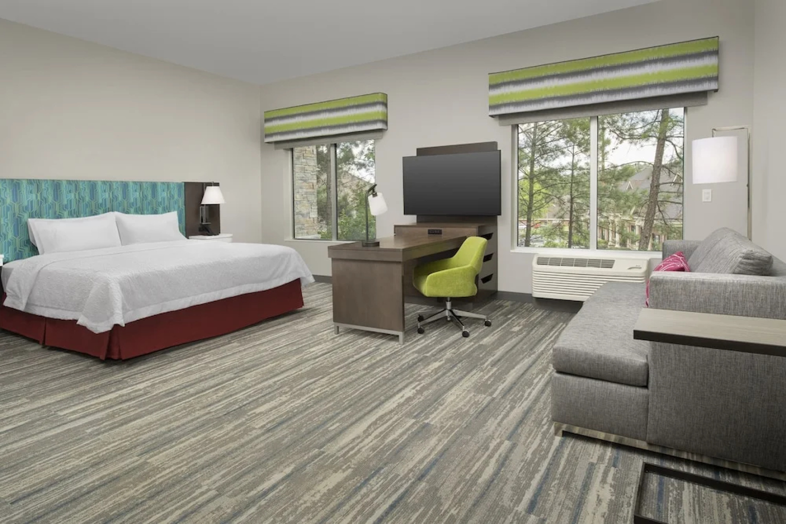 Hampton Inn & Suites Charlotte Airport Lake Pointe