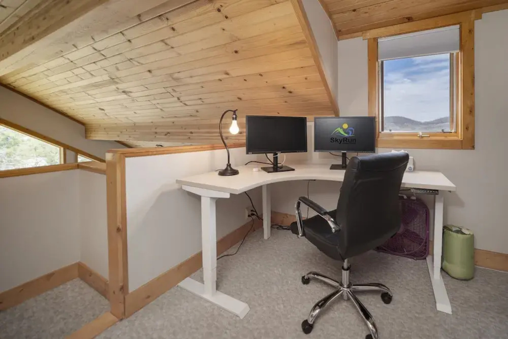 Moose Ridge Cabin 5 Bedroom Cabin by RedAwning