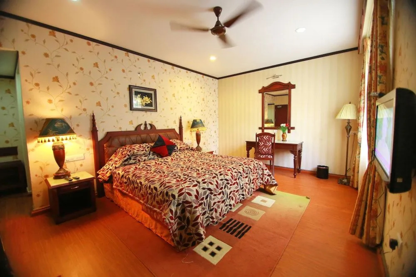 Madathil Regency Hotel