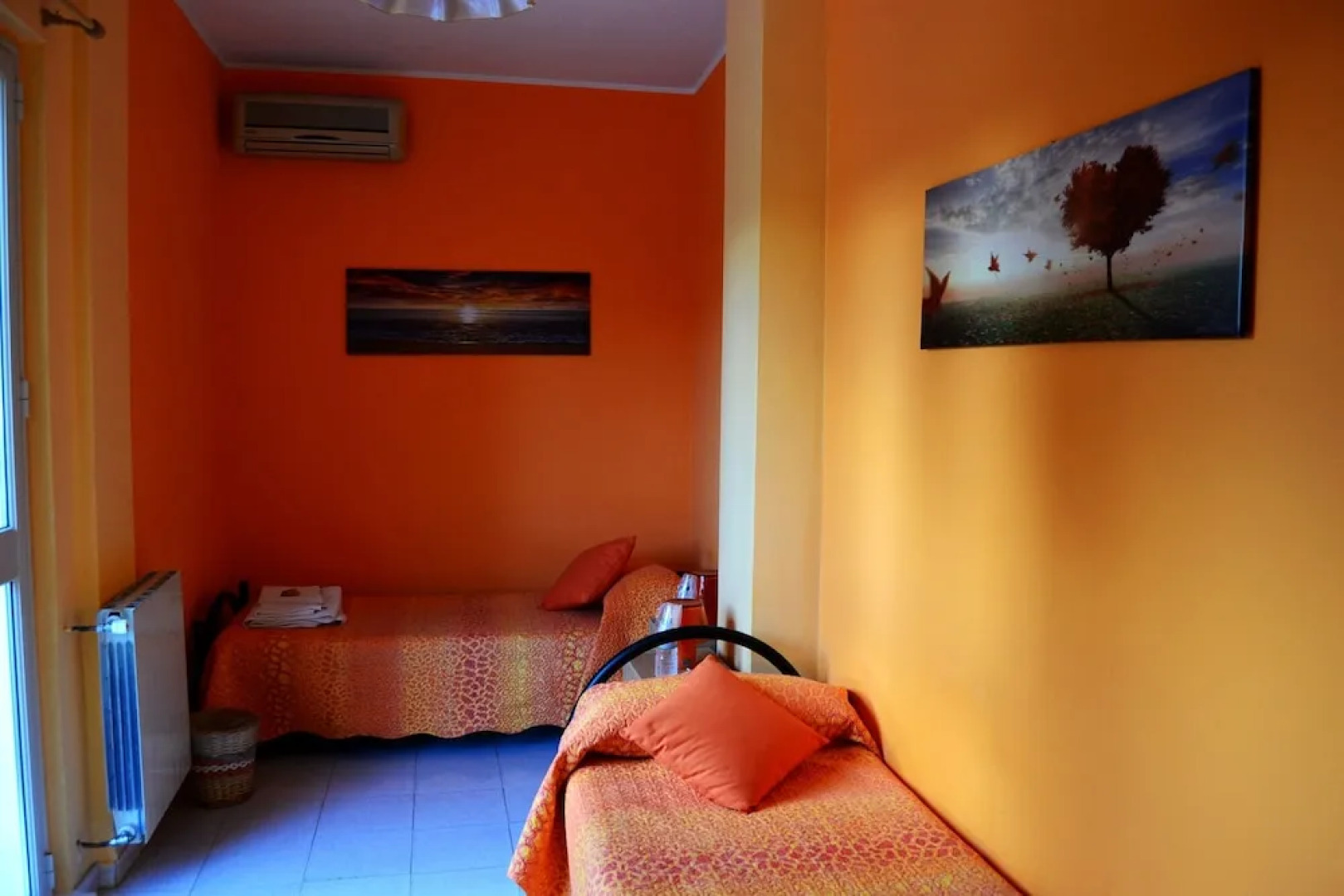 B b S Elia Villa Surrounded by Greenery Inside the Historic Dubini Park