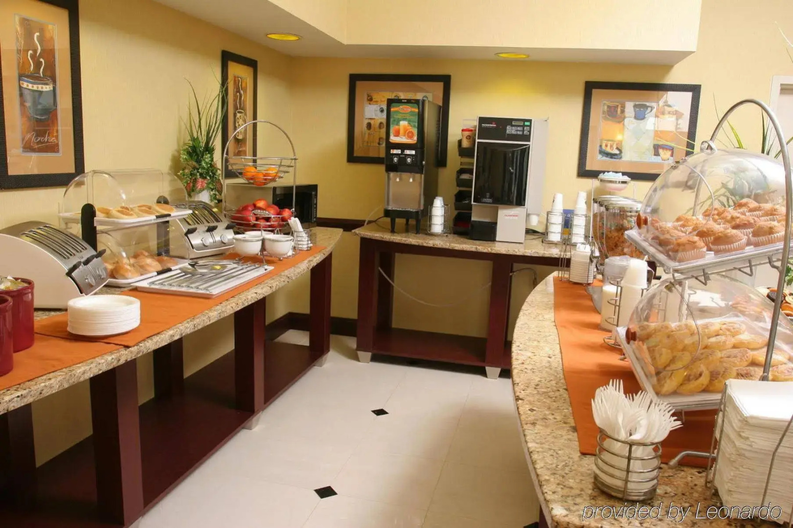 Holiday Inn Express & Suites Allentown West by IHG