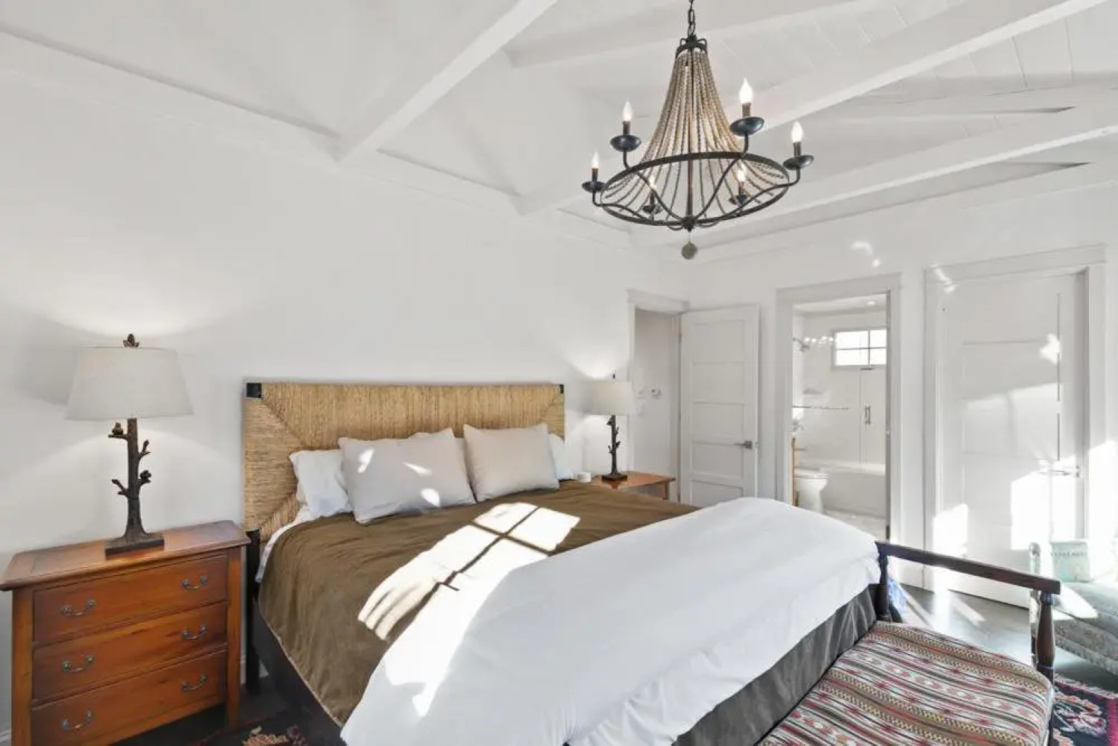 Beautiful Remodeled Home 30 night min