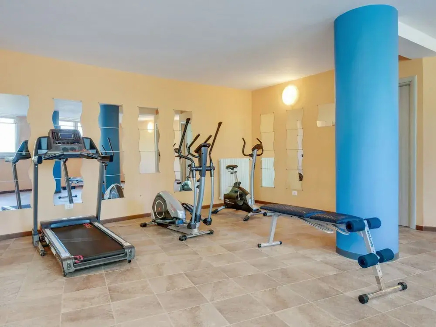 Apartment on Lake Idro With Pool