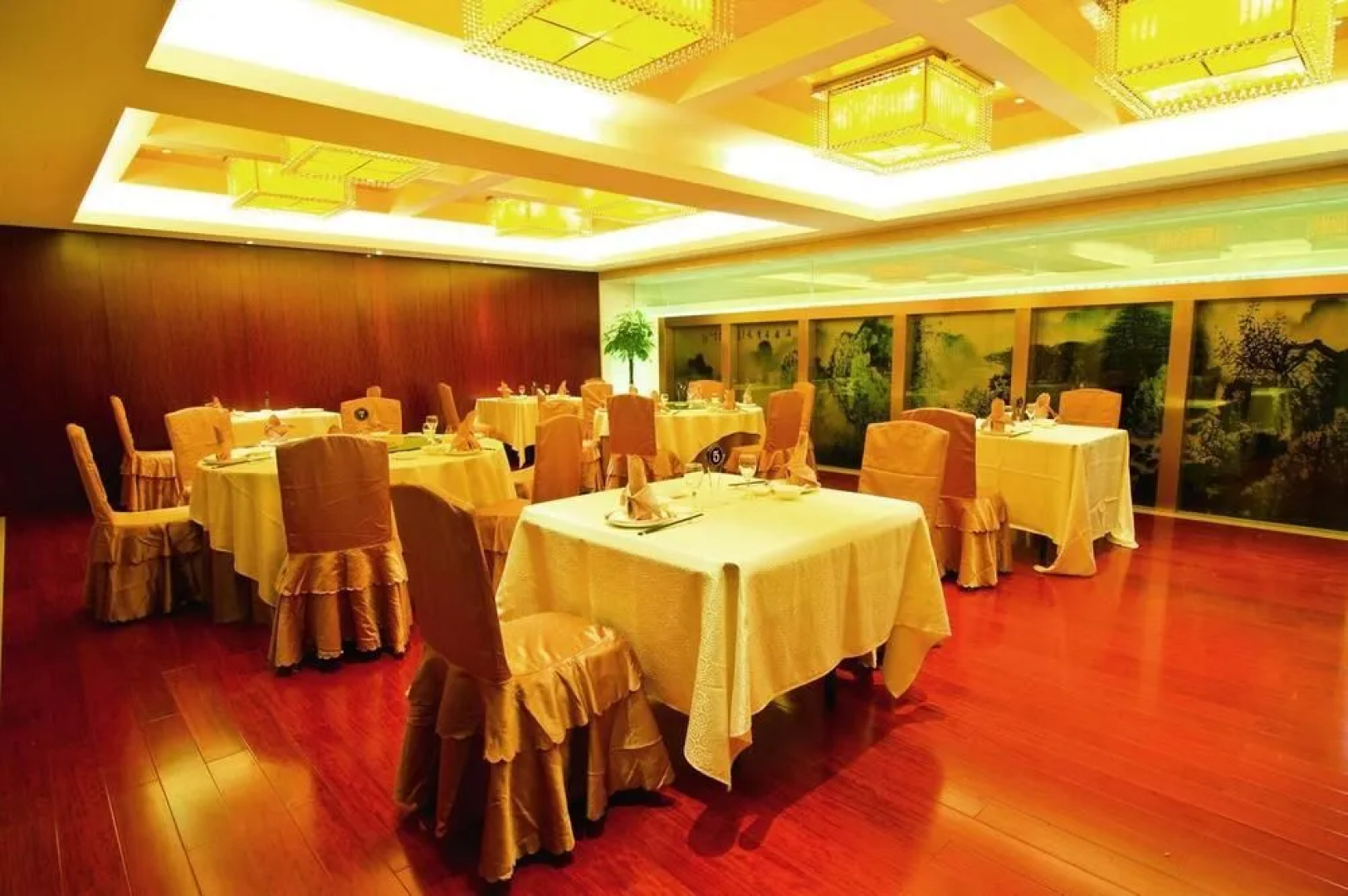 Jingxi Hotel