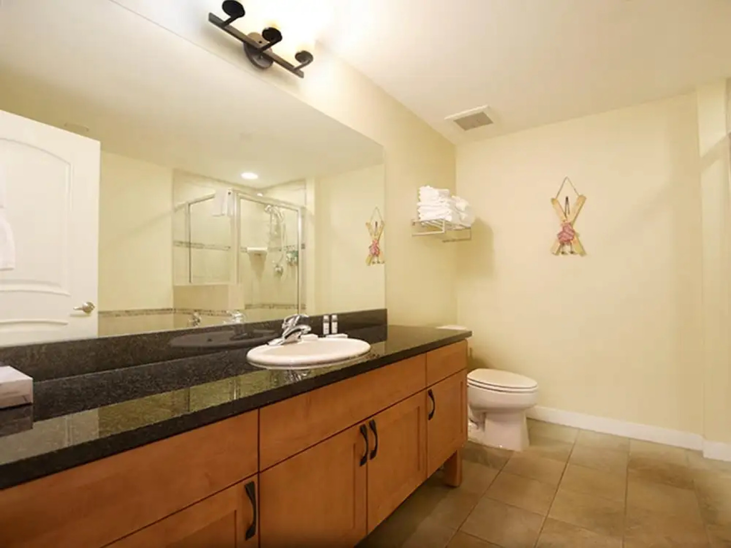 Founders Pointe 4646