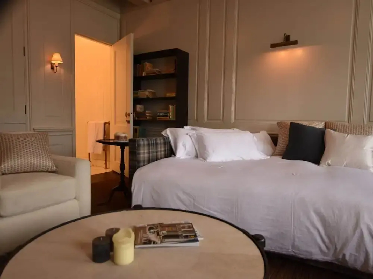 Grand Townhouse in Harlingen near Beach