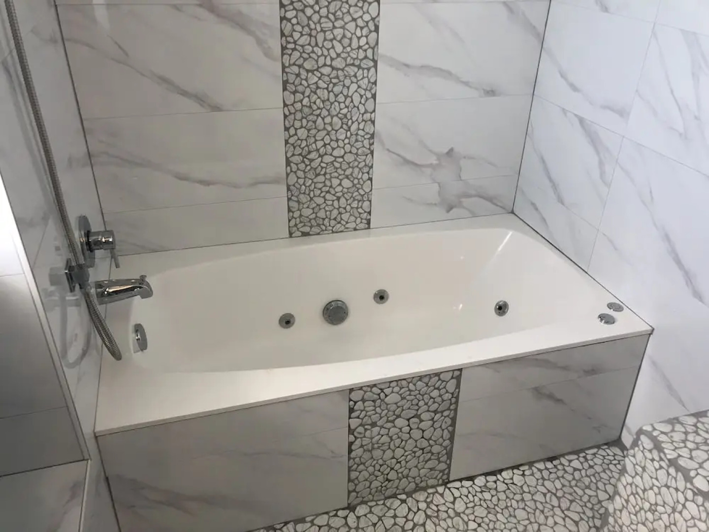 Playa Mar PH Beach Front Apartment