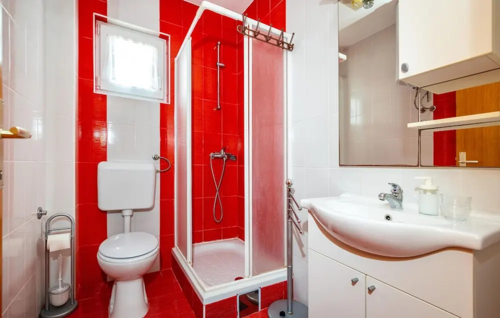 Stunning Home in Pasman With 7 Bedrooms, Wifi and Outdoor Swimming Pool