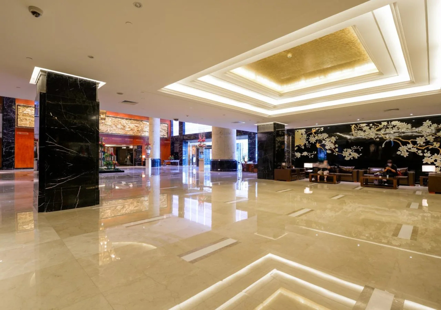 Dong Fang Hotel Guangzhou