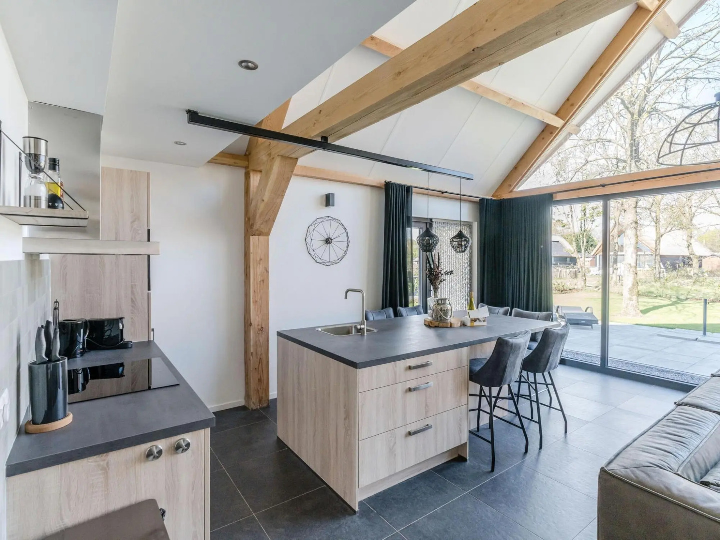 Beautiful house with two bathrooms on a holiday park near Baarle-Nassau