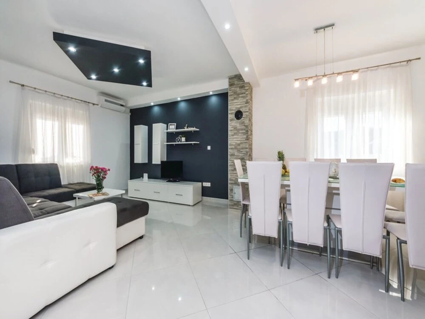 Charming Holiday Home in Kruševo With Swimming Pool