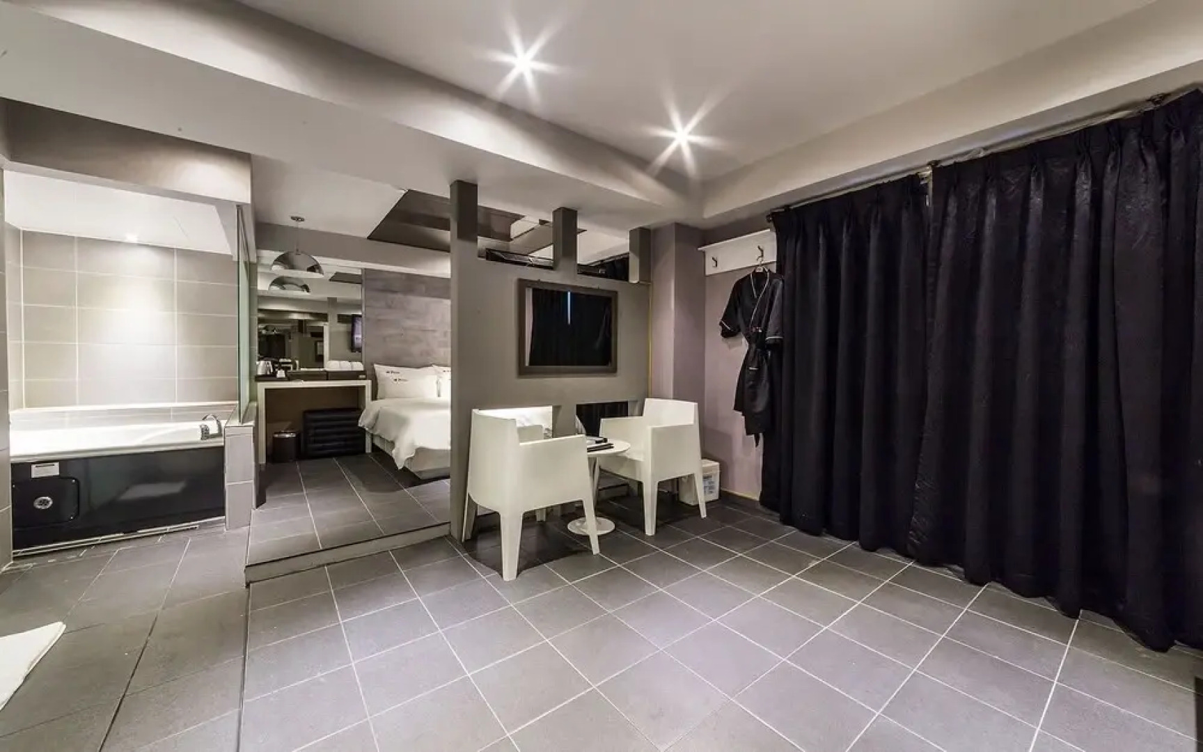 Uijeongbu 7th Street THE Class