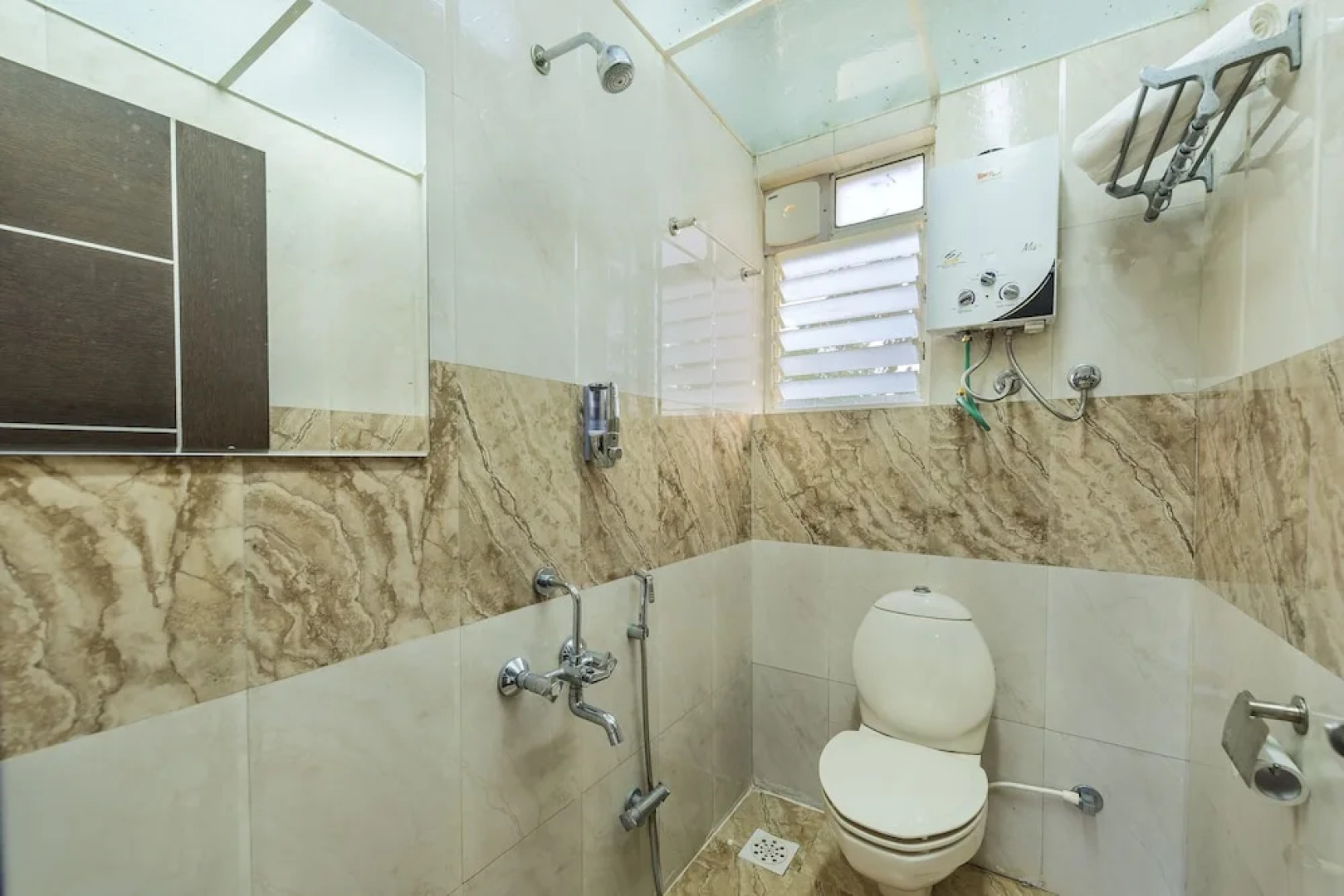 The Lazy River Cottage by cosmicstays