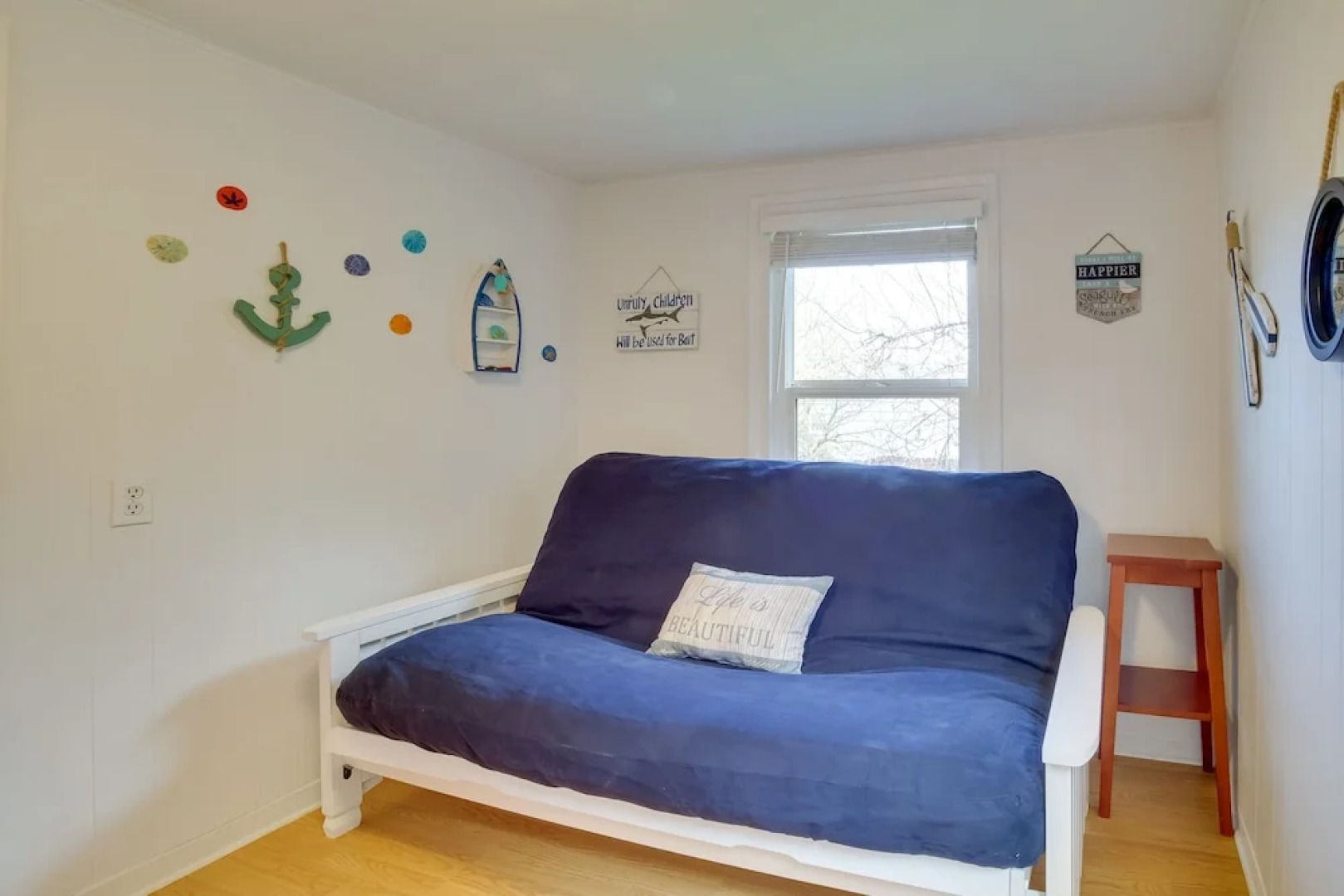 Charming Gold Beach Home < 1 Mi to Rogue River!