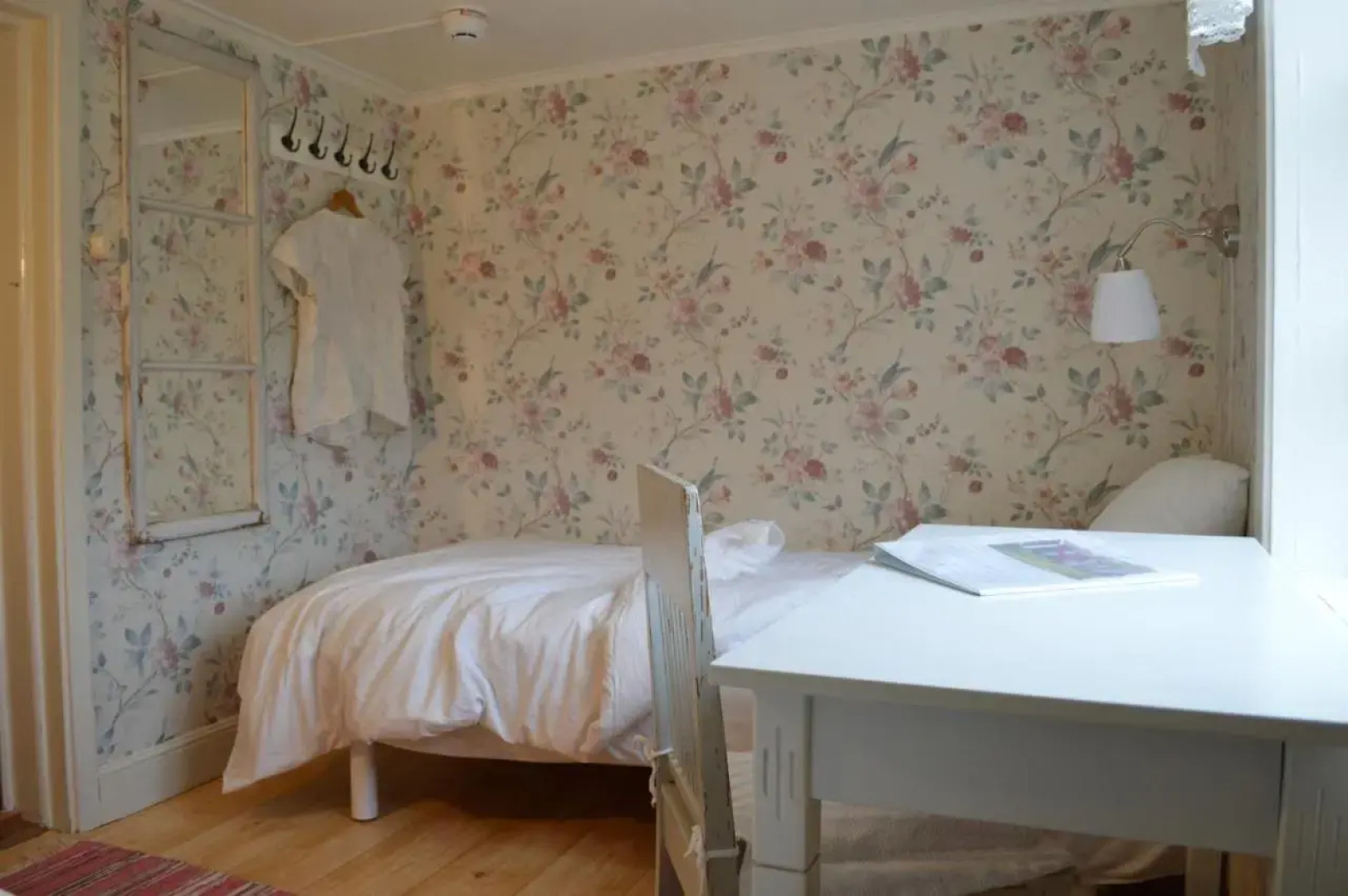 Bull-August gård vandrarhem/hostel