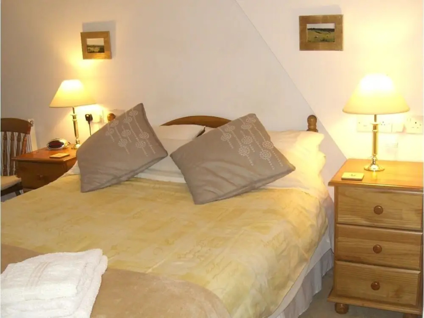 Montacute Country Tearooms B&B