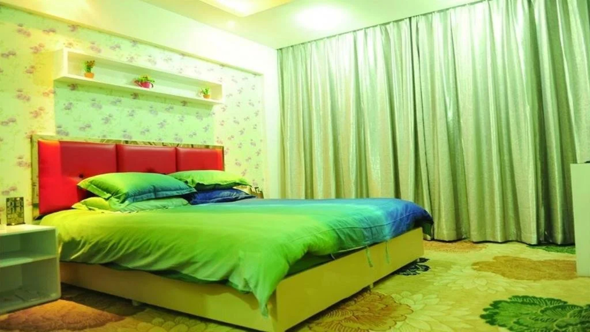 Dongyang Z Business Hotel