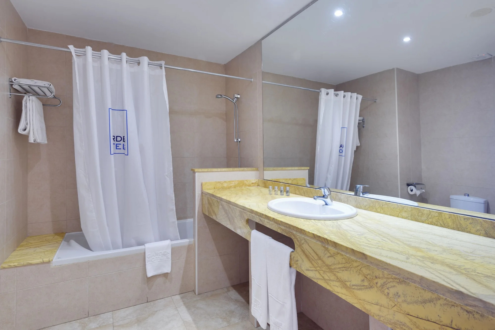 Отель Cabogata Beach