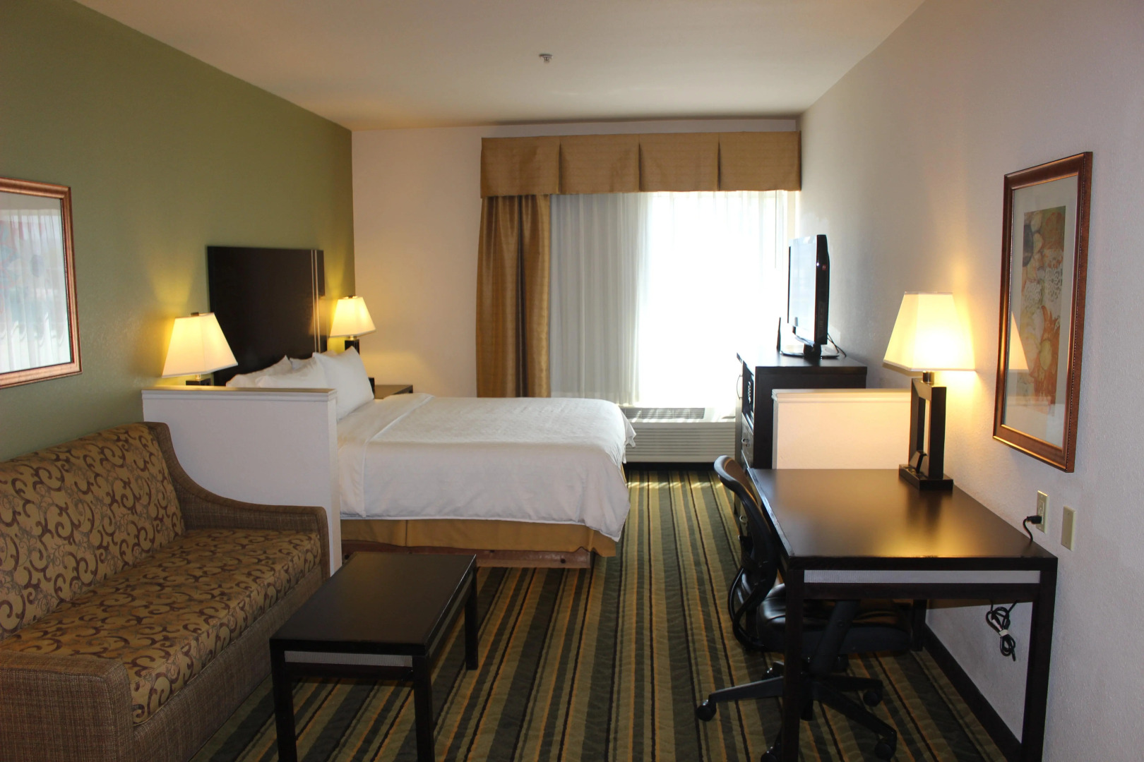 Holiday Inn Express Hotel & Suites Berkeley by IHG