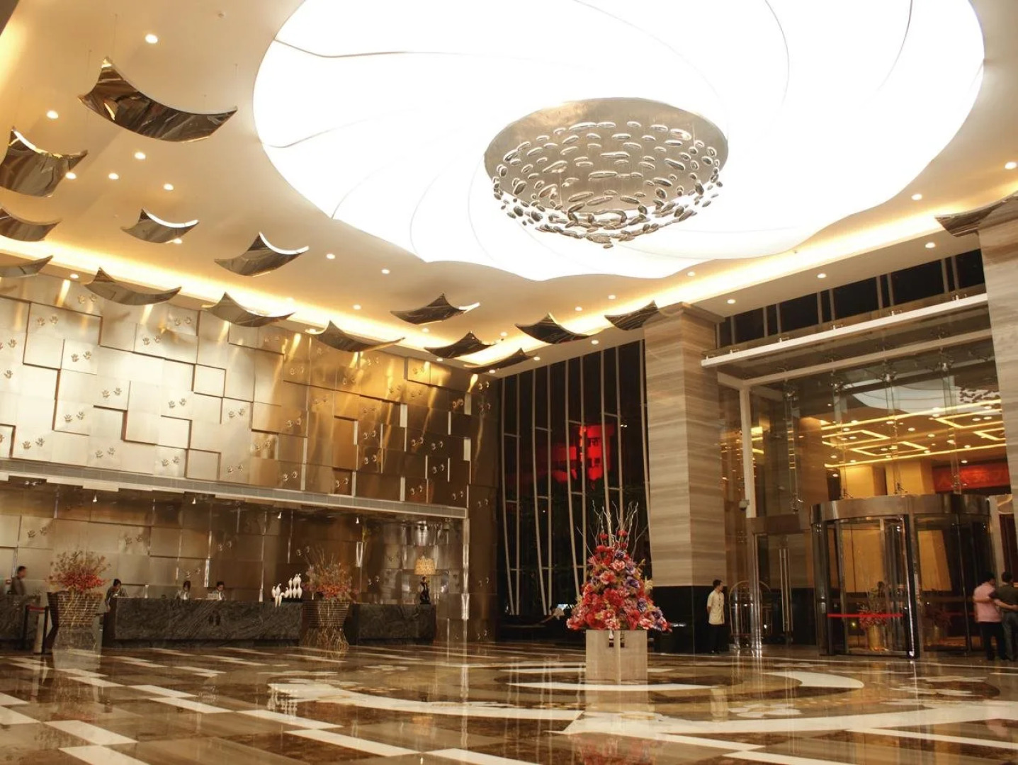 Heaven-sent Plaza Hotel Zhanjiang