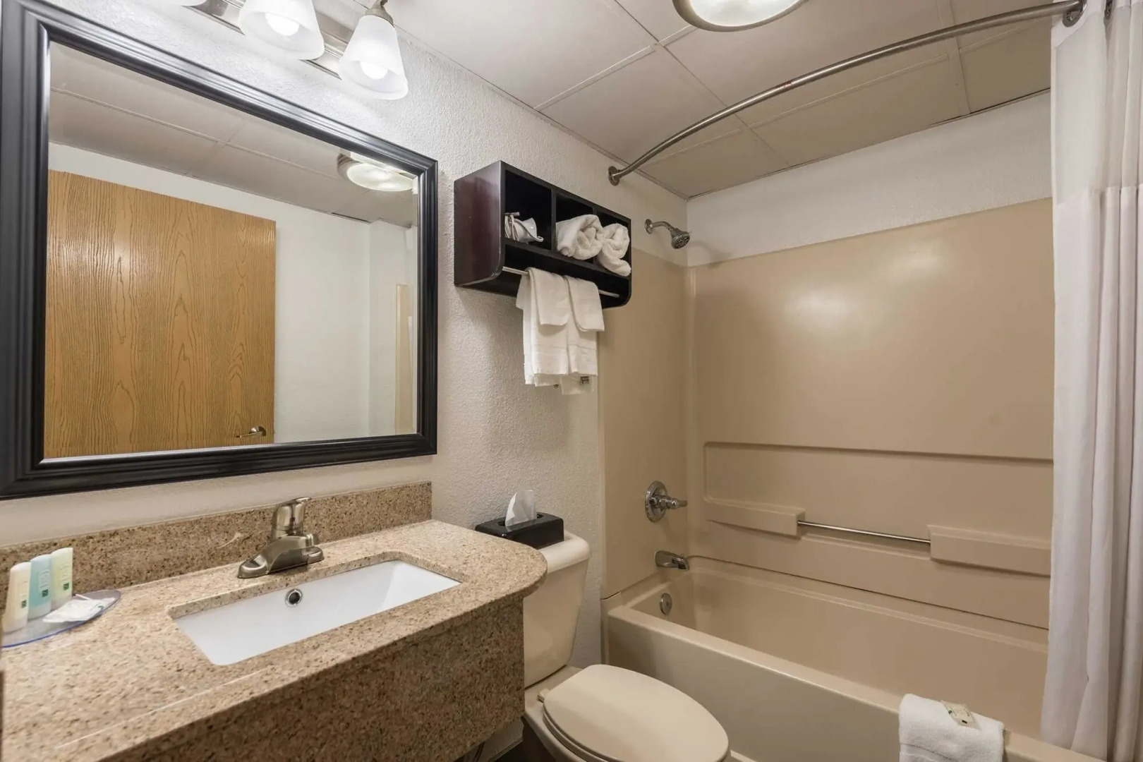 Quality Inn Grove City - Columbus South