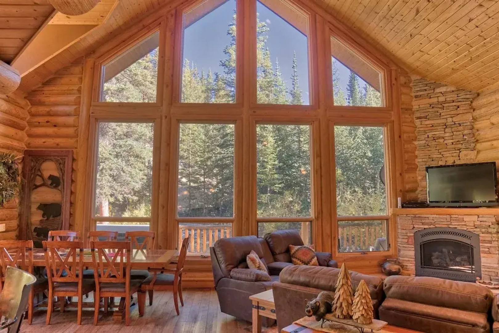 114 Mark Court Private Home with Hot Tub