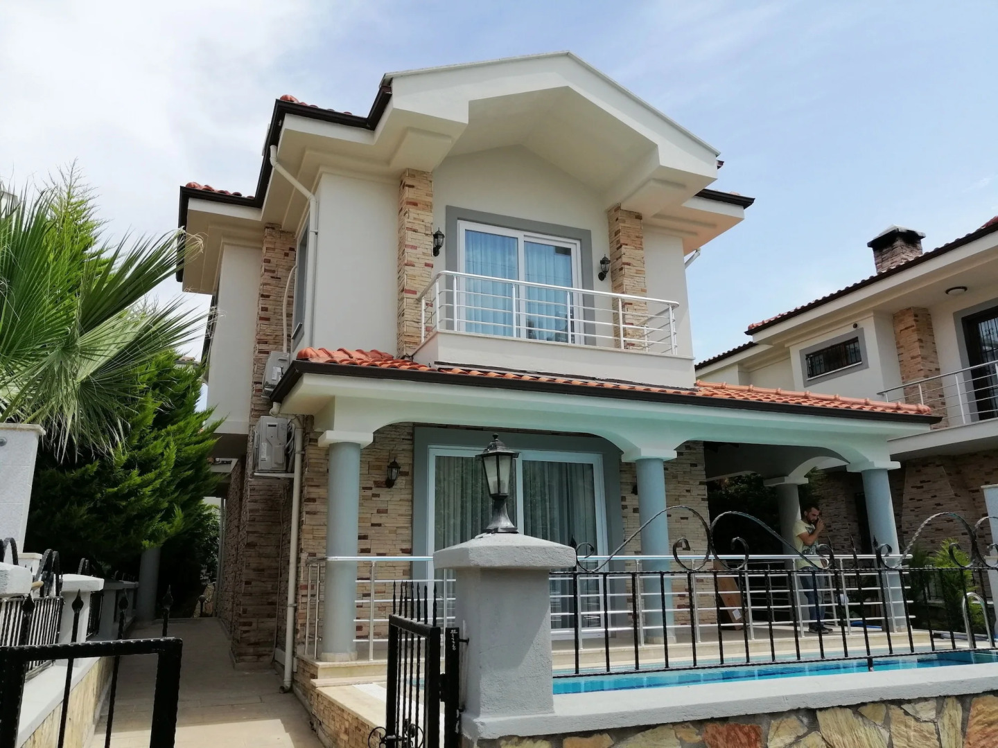 Lighthouse Lydia Villas