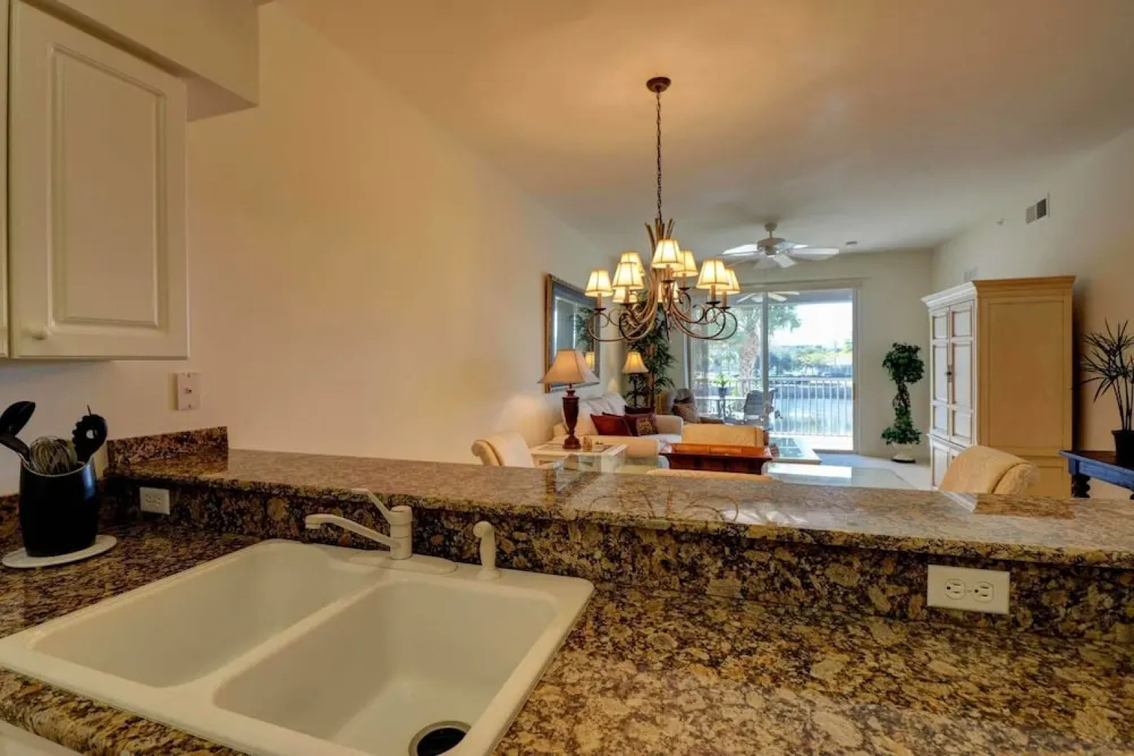 16655 Lake Circle Dr #825