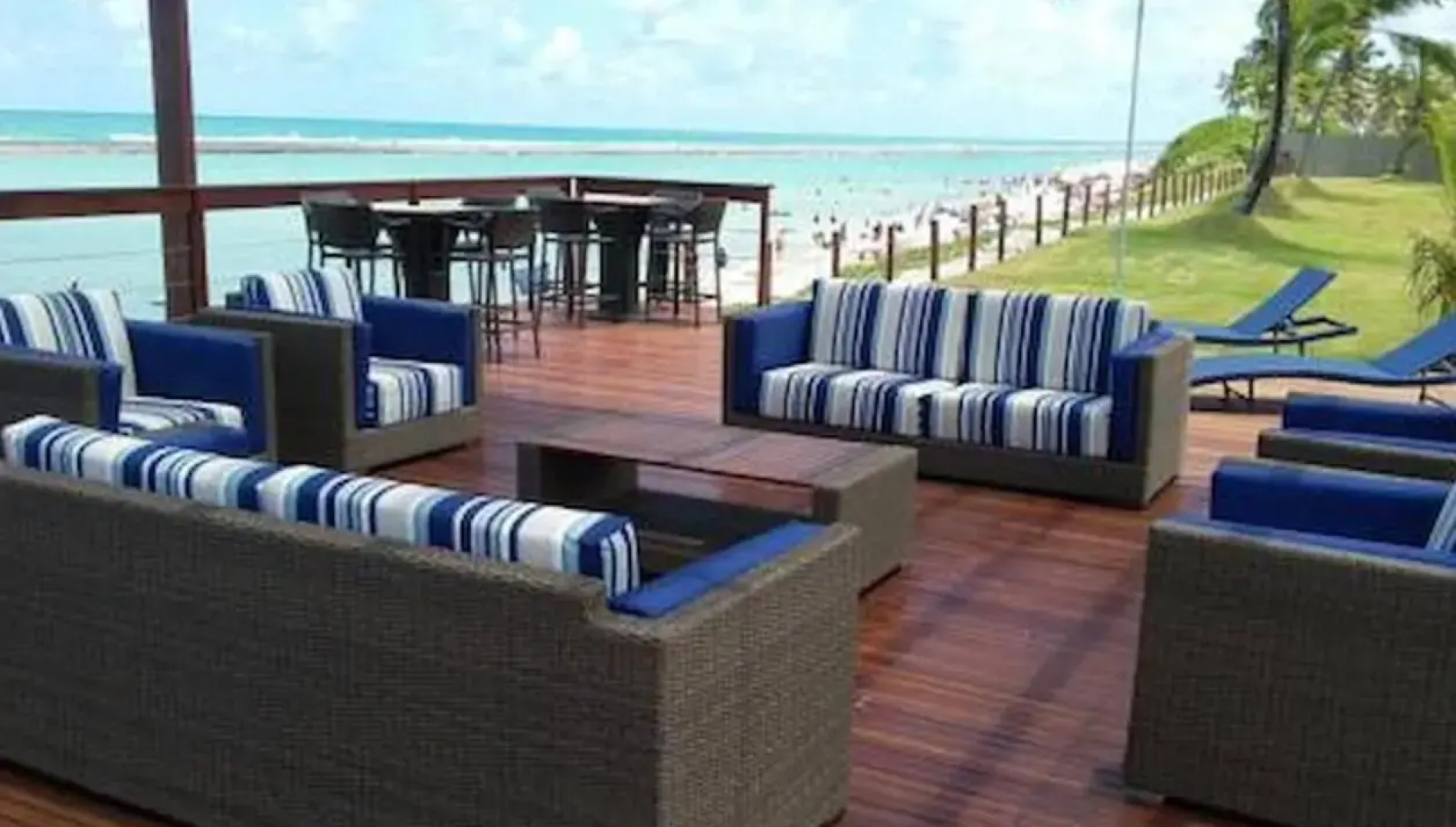 Nui Supreme Beach Living