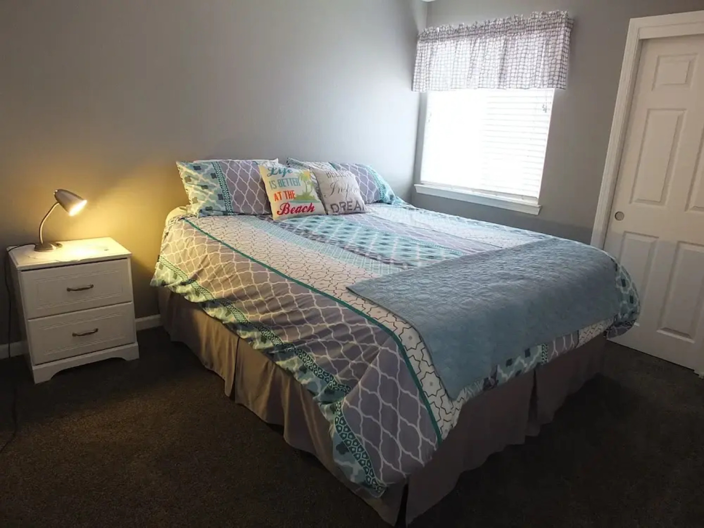 618 Airpark 2 Bedroom Condo by Redawning