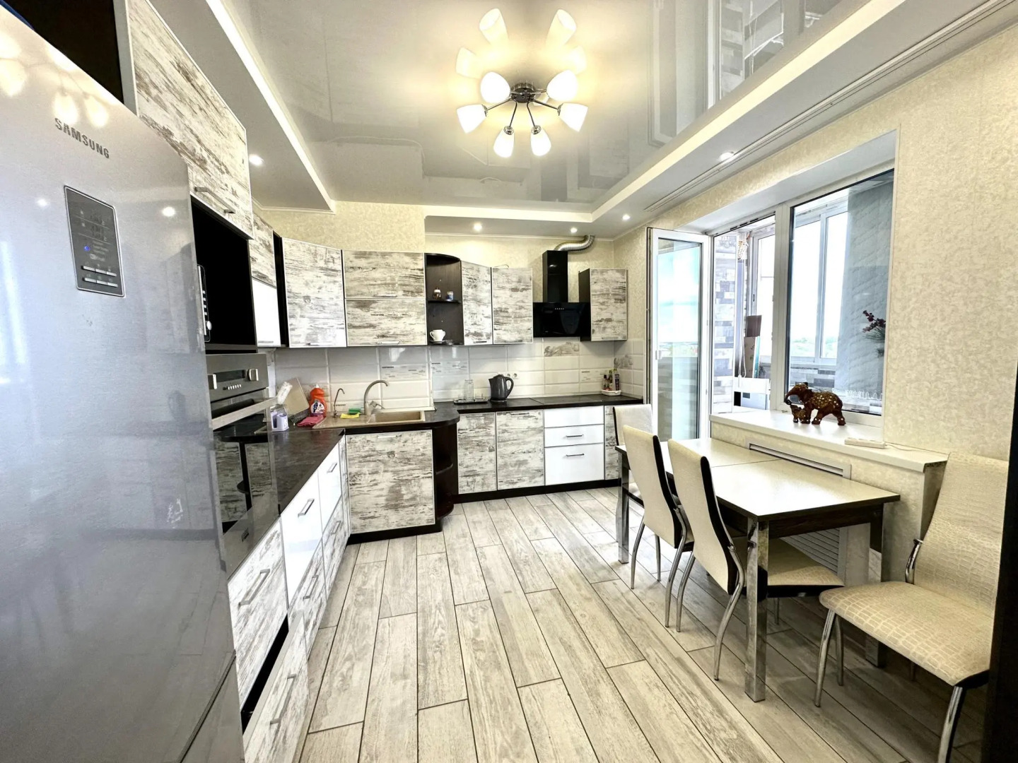 Апартаменты Флэтс-Лайн на  ул. Красноармейская, д. 100