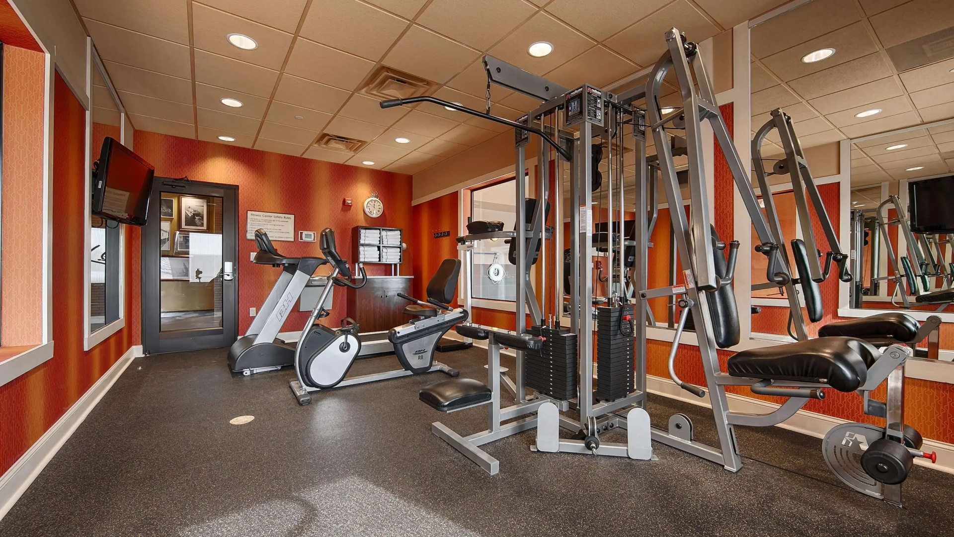 Best Western Plus Tupelo Inn & Suites