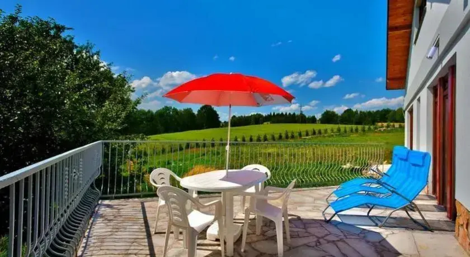 Modrzewiowe Wzgórza