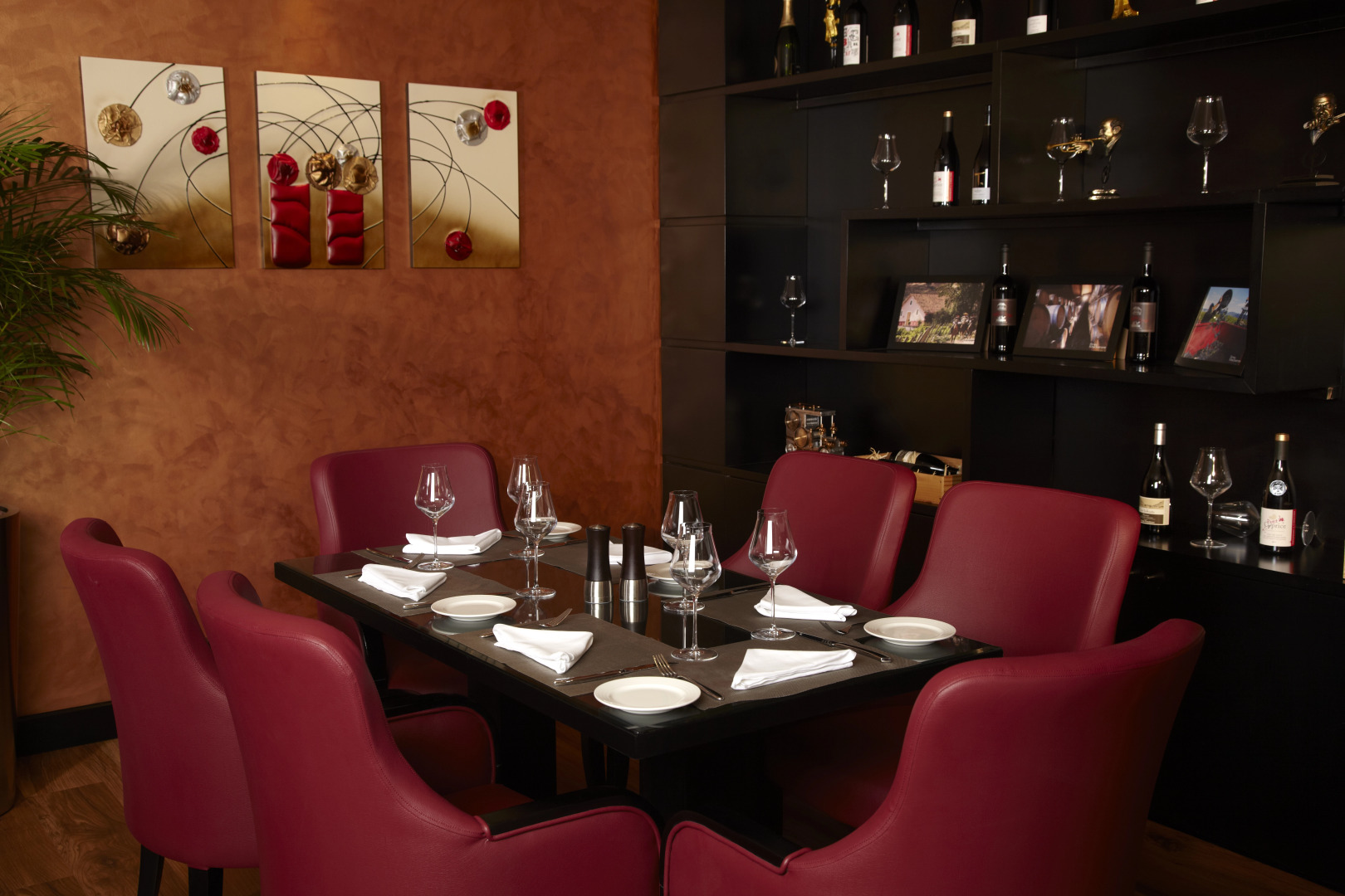 Cristal Hotel Abu Dhabi