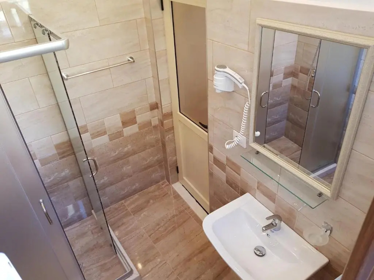 Guesthouse Arben Elezi