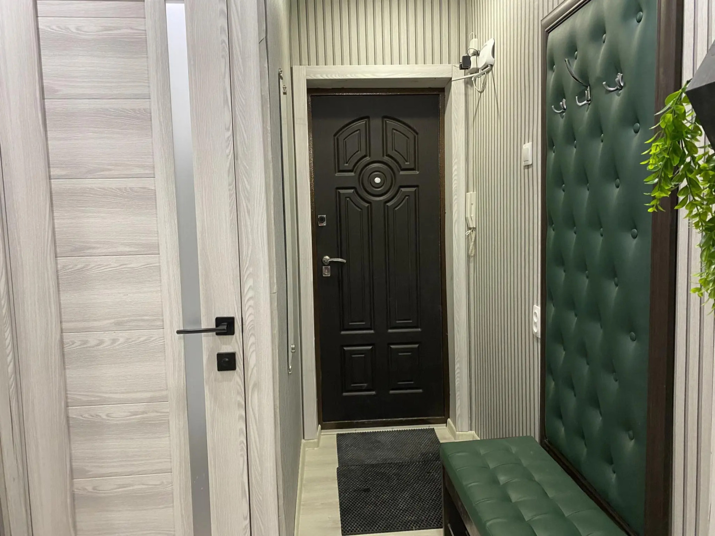 Апартаменты на улице Профсоюзов 19