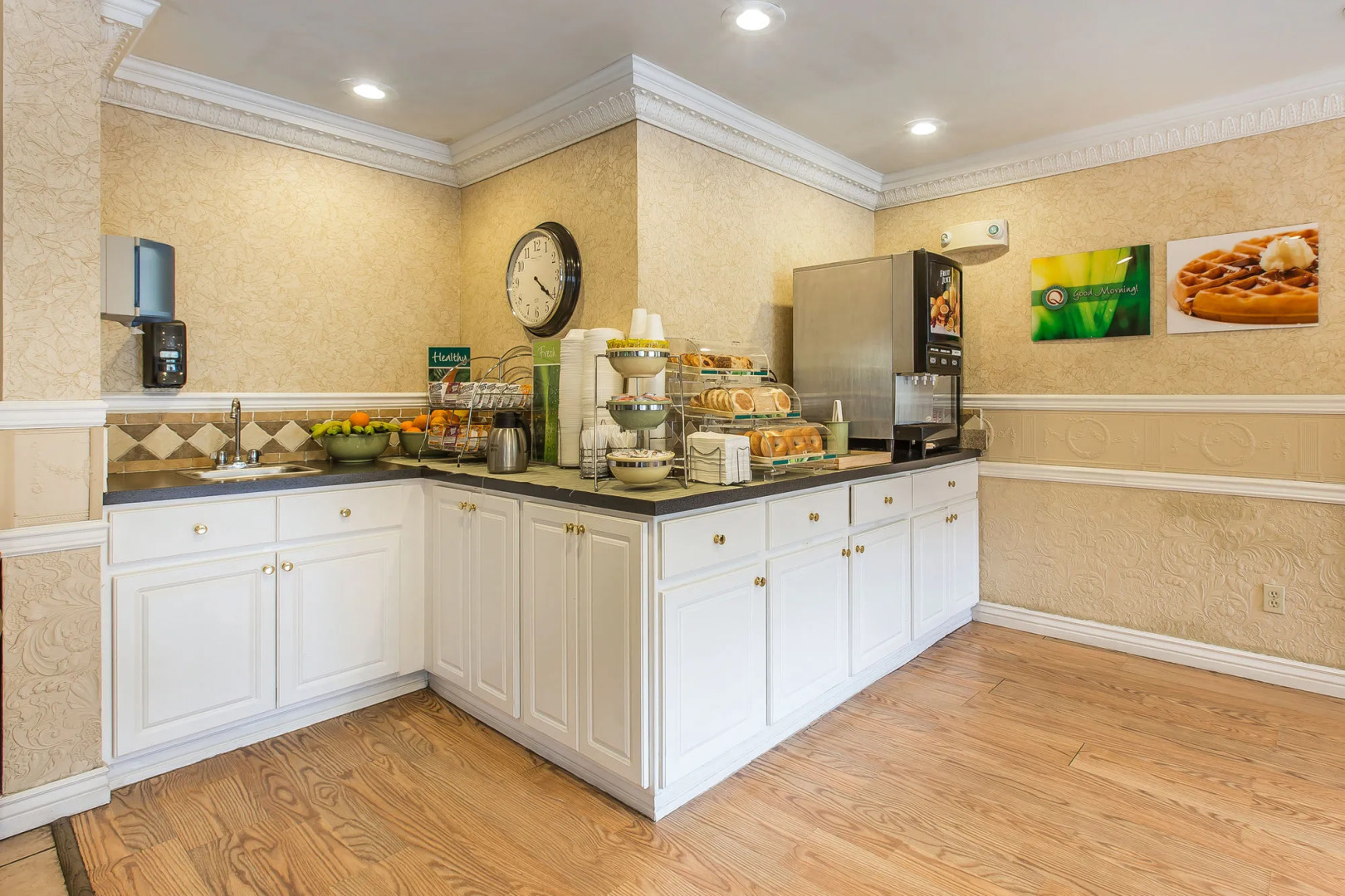 Quality Inn & Suites On the River