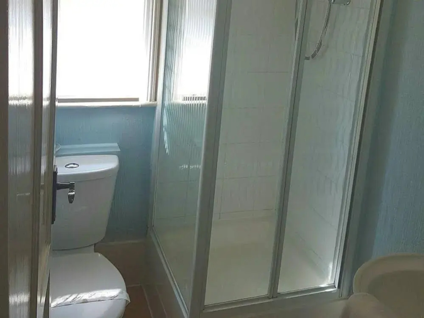 The Horseshoe and Castle