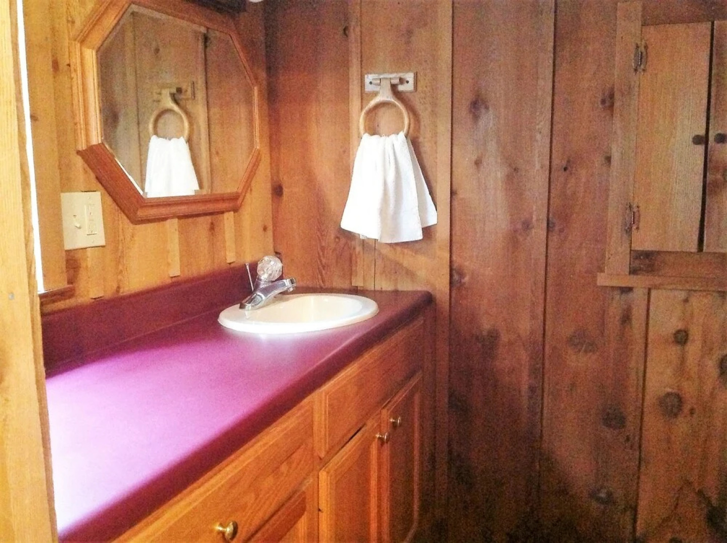 Cades Cove Hide Away