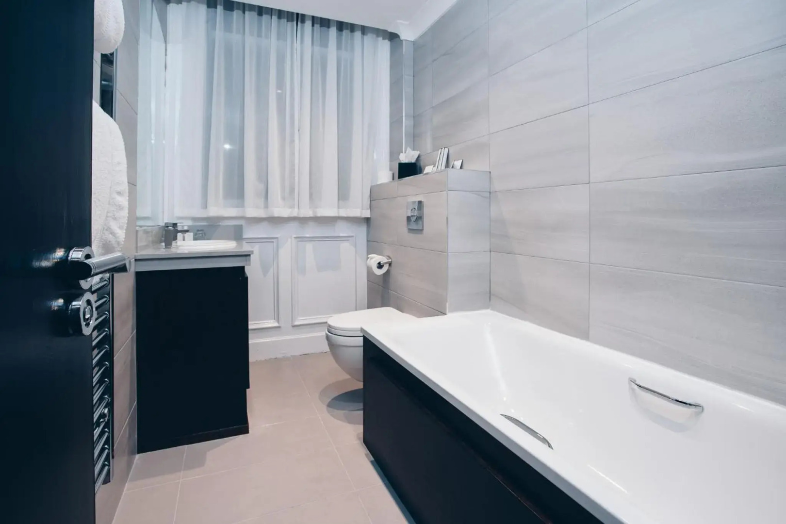 County Hotel & County Aparthotel Newcastle