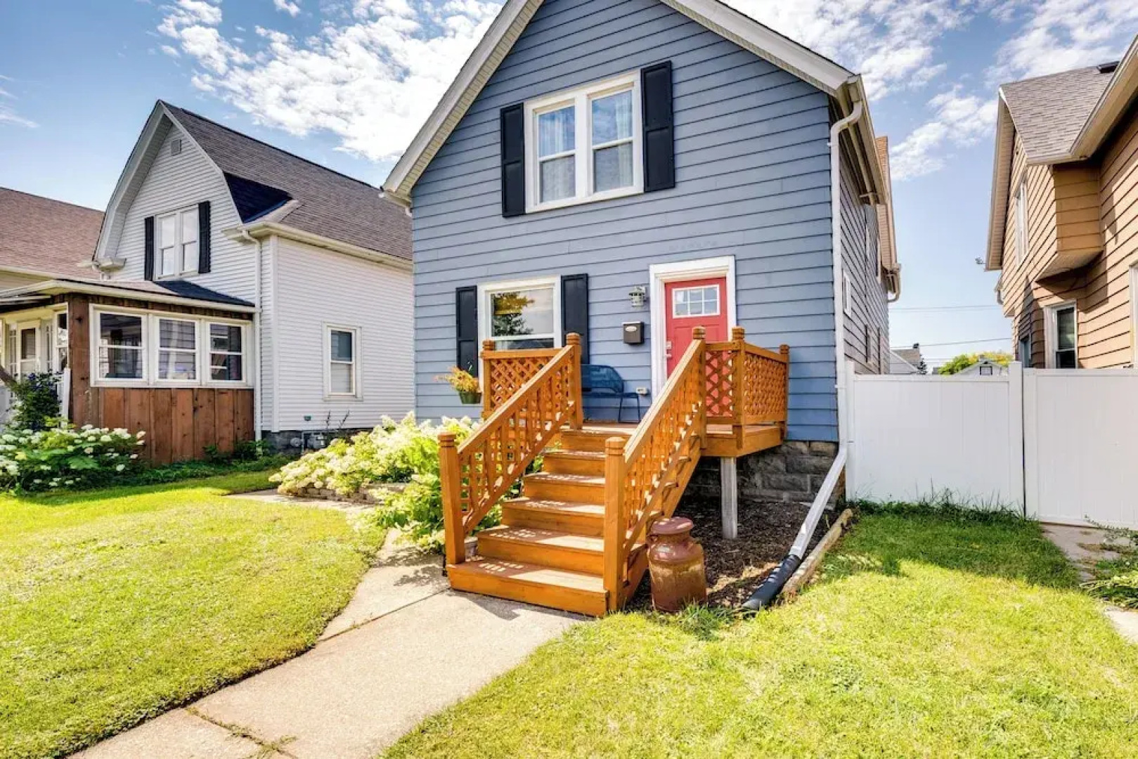 Pet-friendly Home - 6 Mi to Downtown Milwaukee!