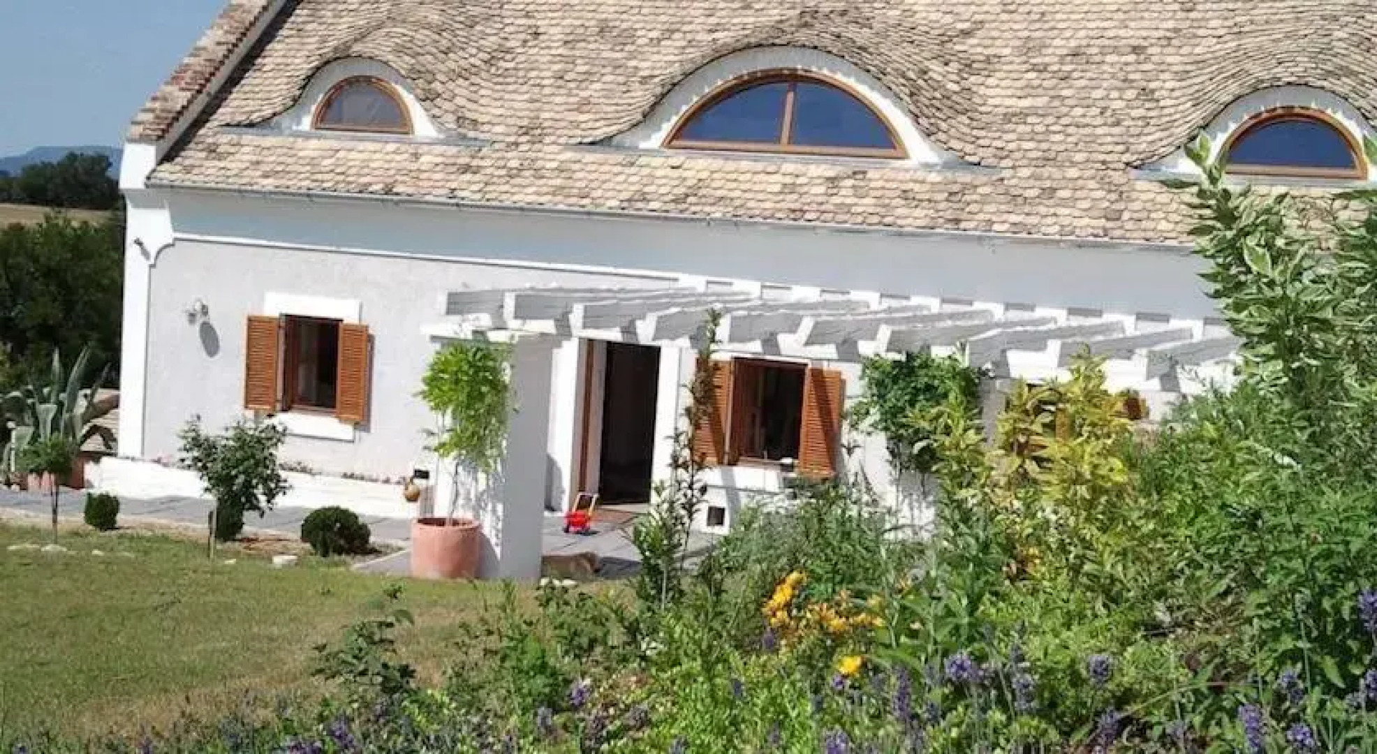 Pasztovszki Borkúria