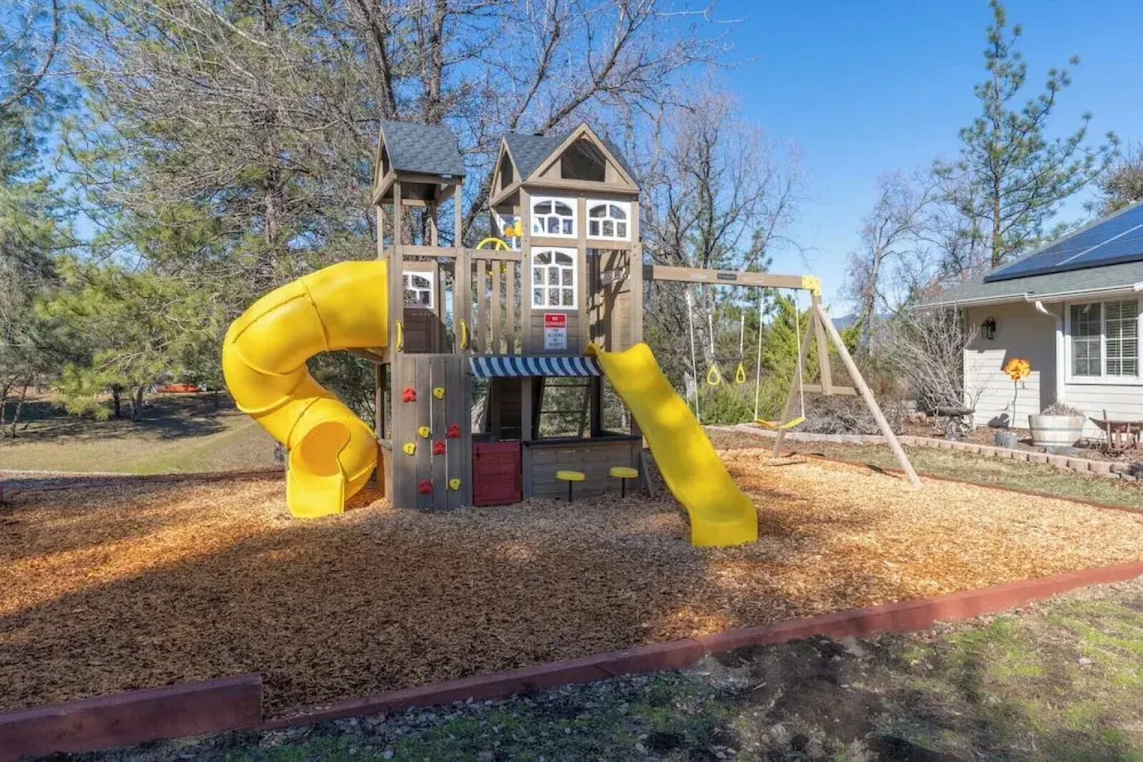 Awesome Views, Game Room, Hot Tub and More!