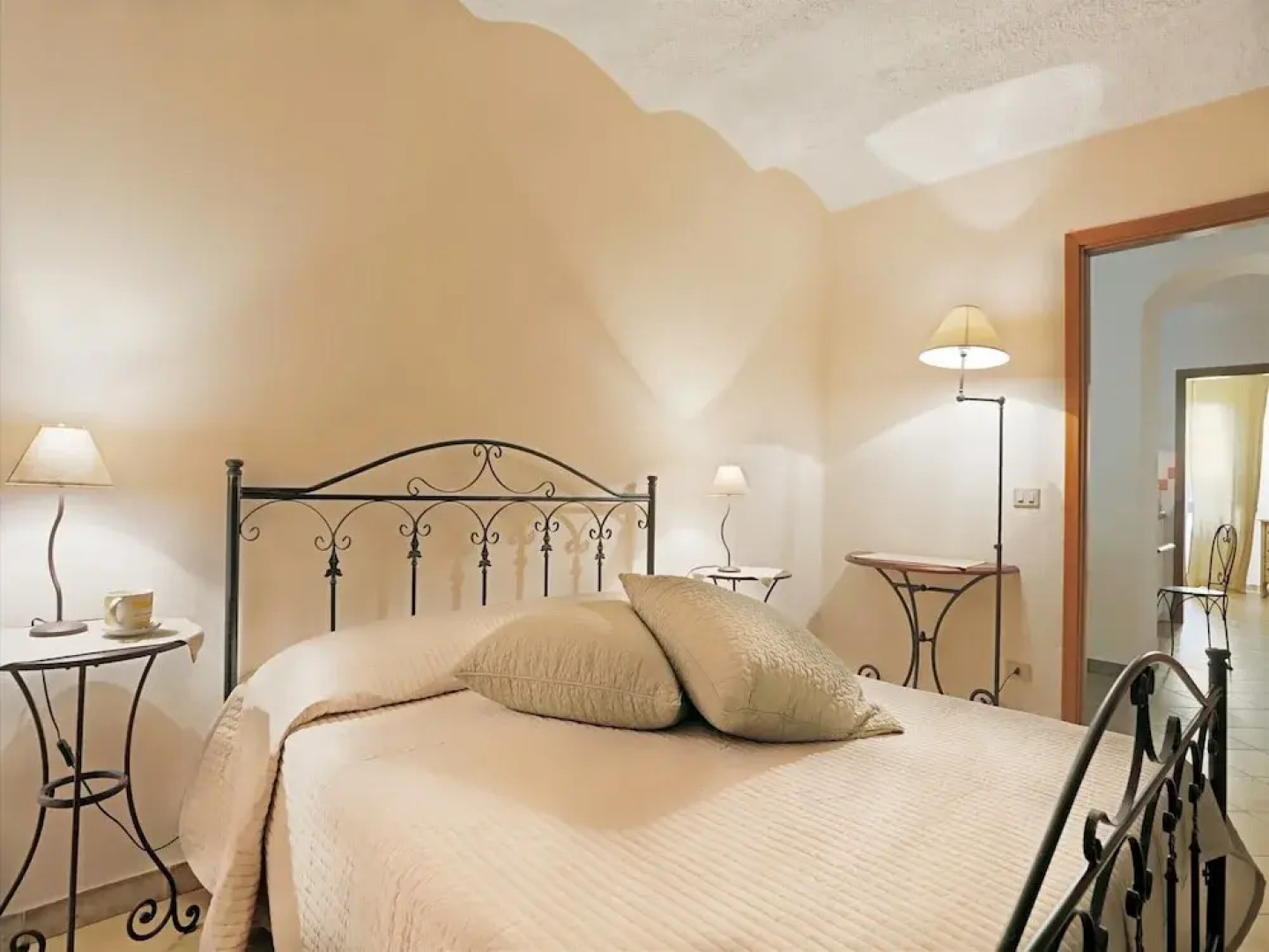 Romantic Beachfront Getaway