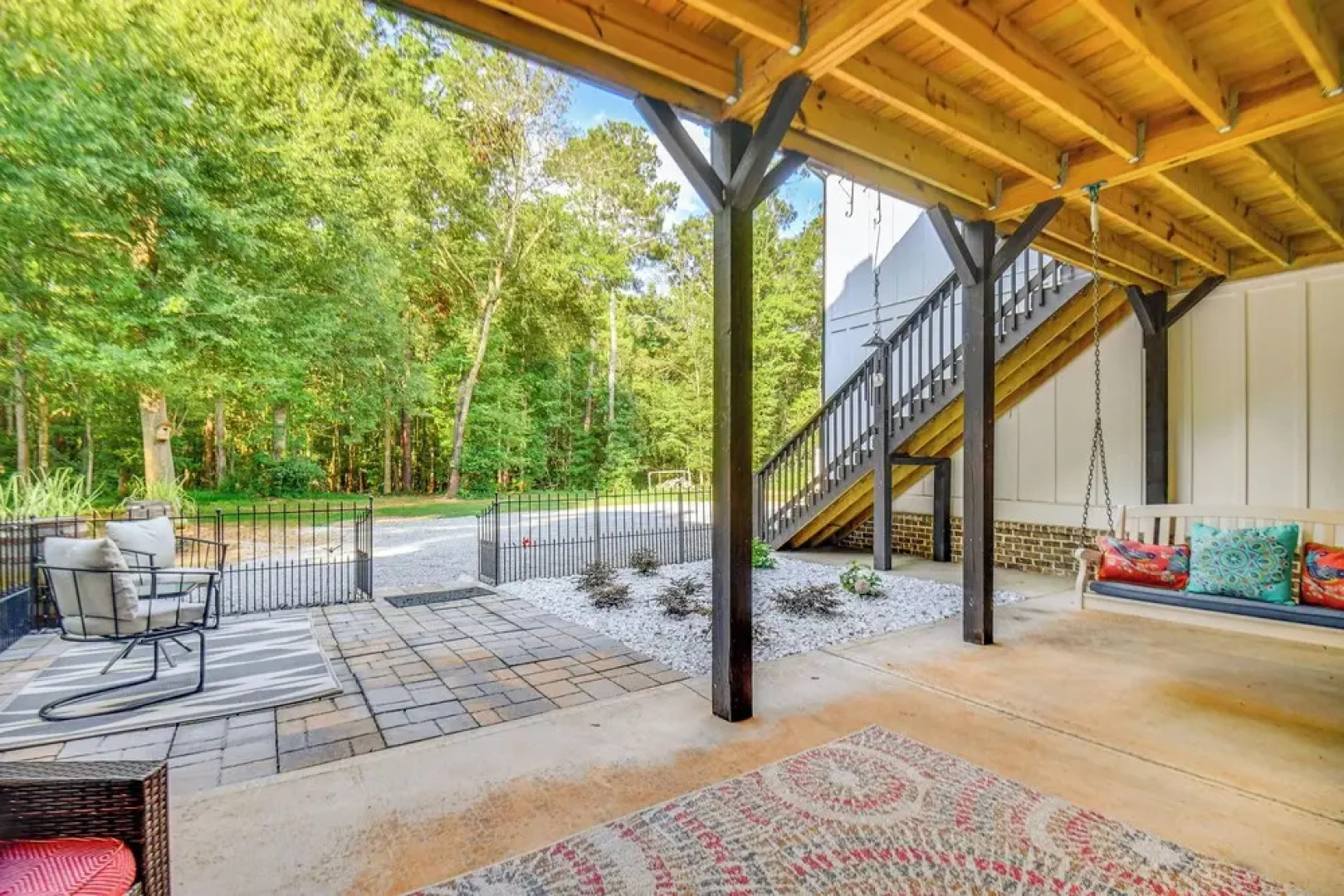 Pet-friendly Georgia Apartment: 8 Mi to Athens!