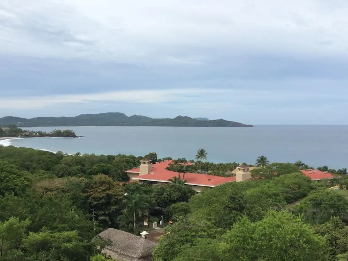 Nice 2 level condo with ocean view - ideal for families