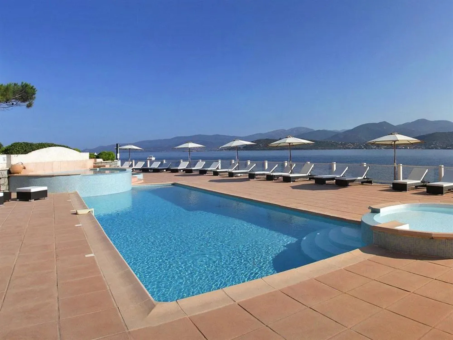 Hôtel Castel dOrcino