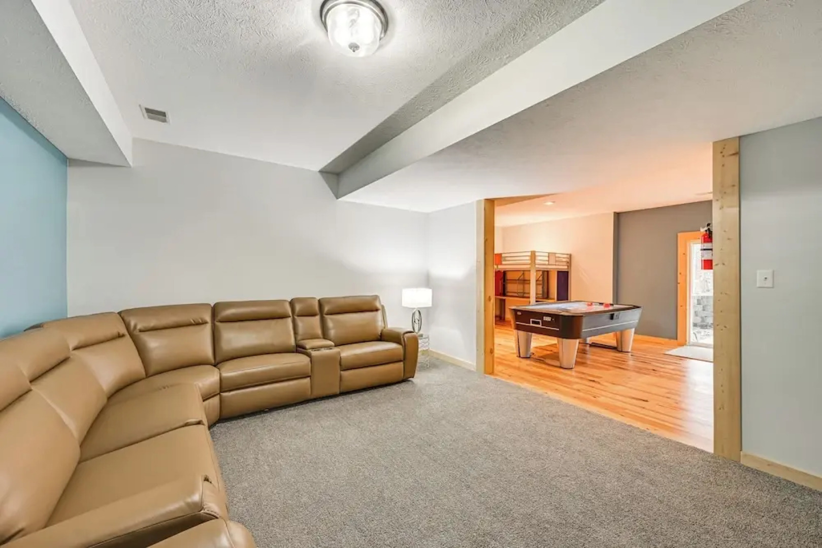 3 Mi to Dtwn: Family-friendly Home in South Haven!